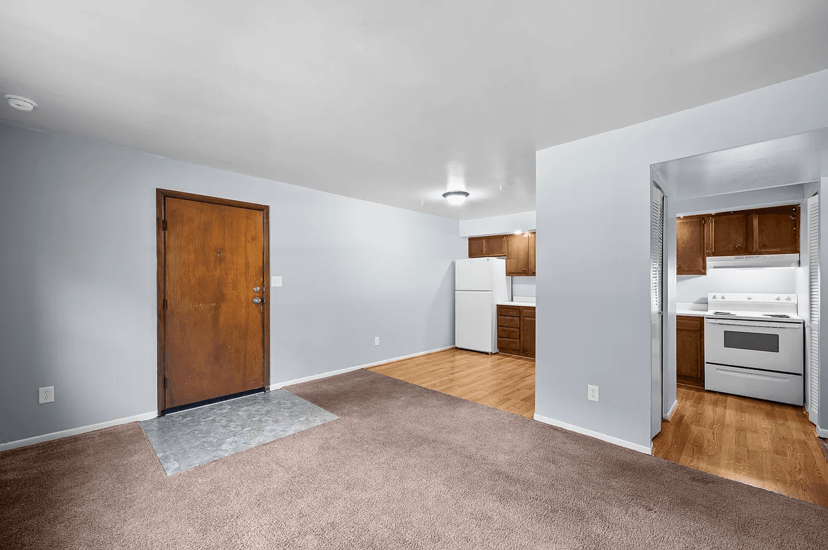 South Bend Apartment: 1251 Kinyon St.,