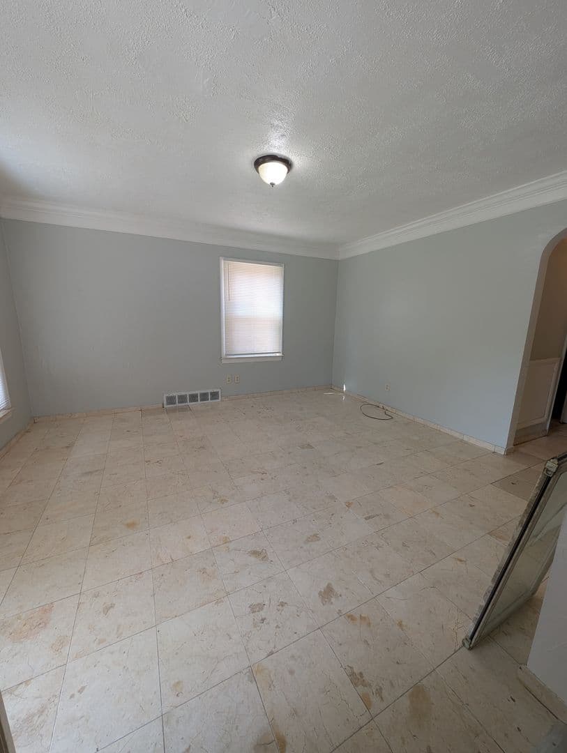 Detroit House: 7653 Dacosta