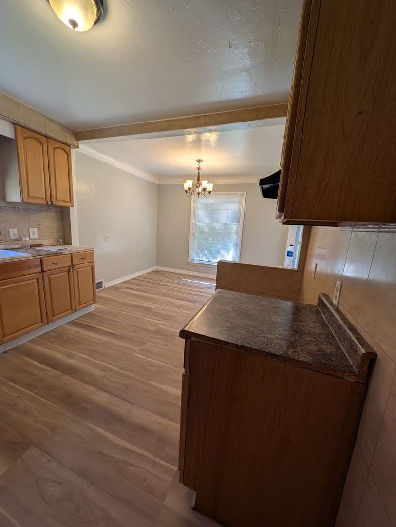 Detroit House: 7653 Dacosta