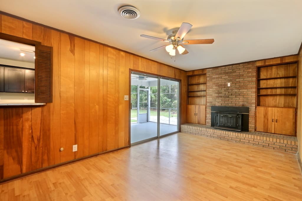 Savannah House: 2240 Daffin Dr.