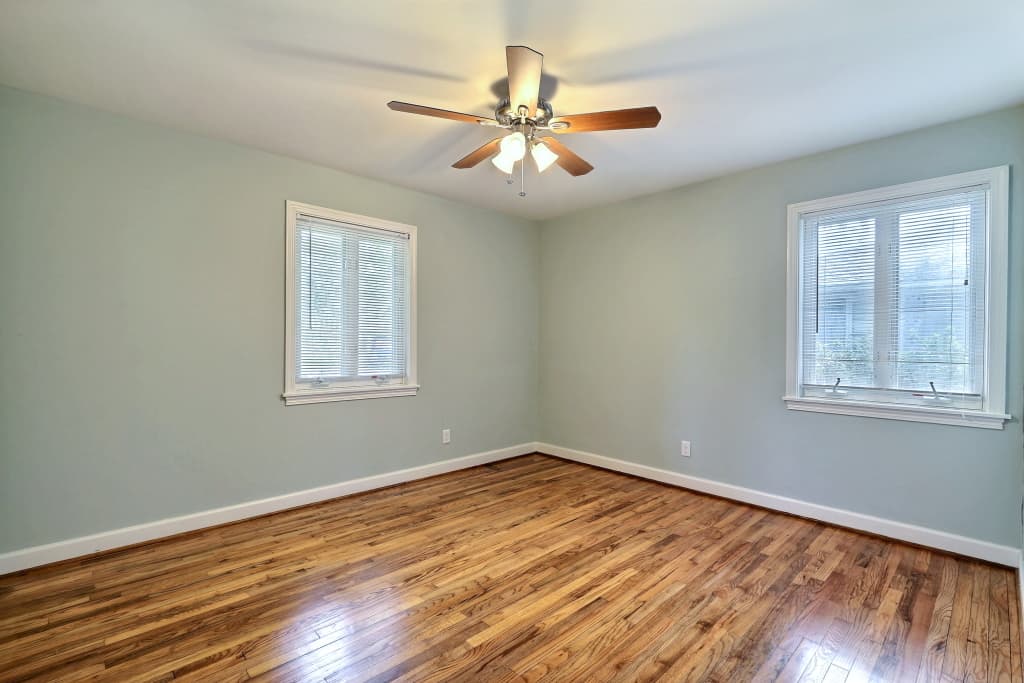 Savannah House: 2240 Daffin Dr.