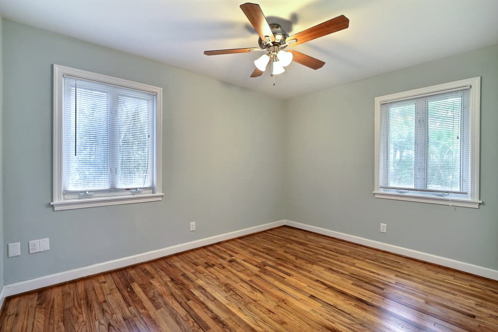 Savannah House: 2240 Daffin Dr.