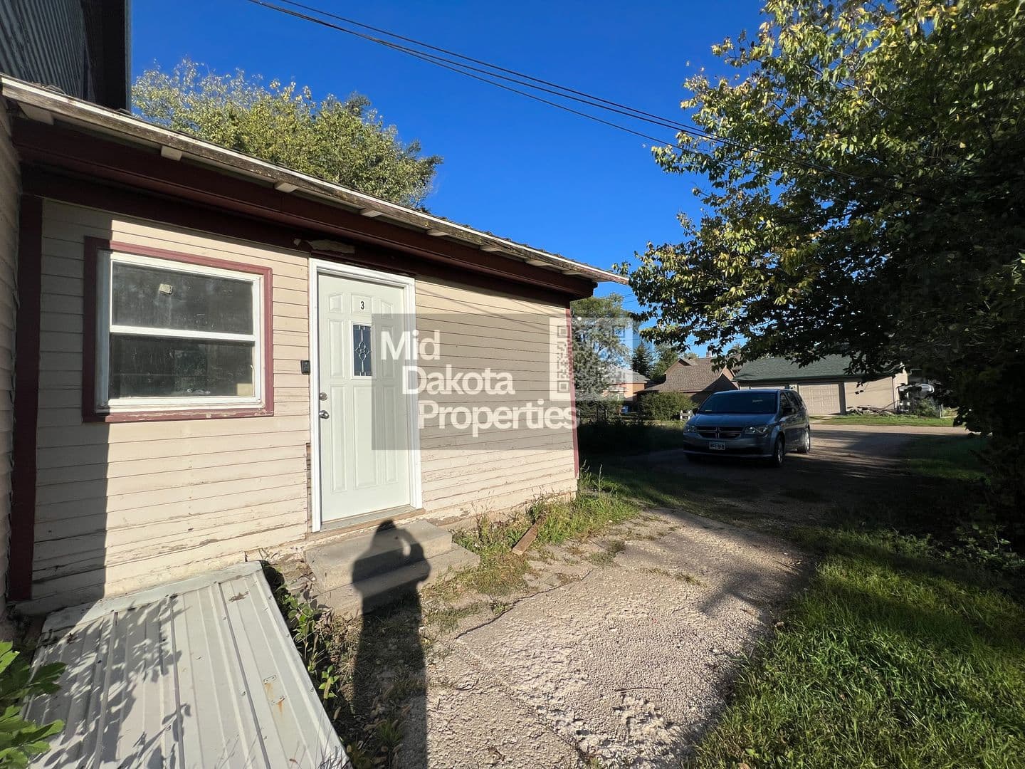 Mitchell Apartment: 512 W 1st