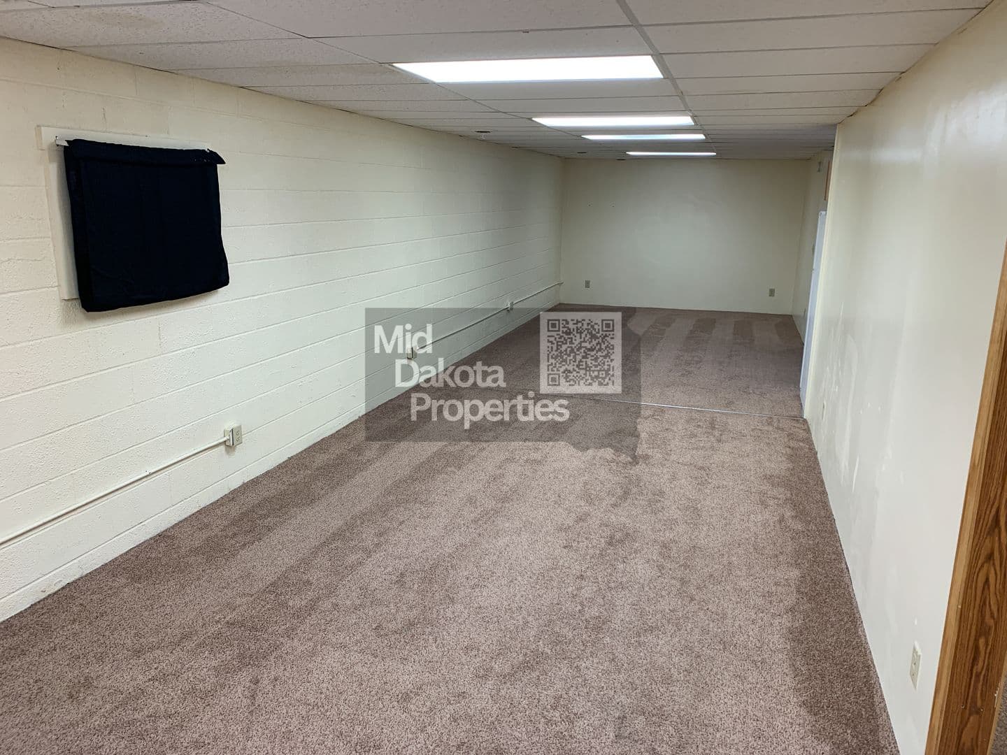Mitchell Apartment: 112, 114, 116 120 E 3rd