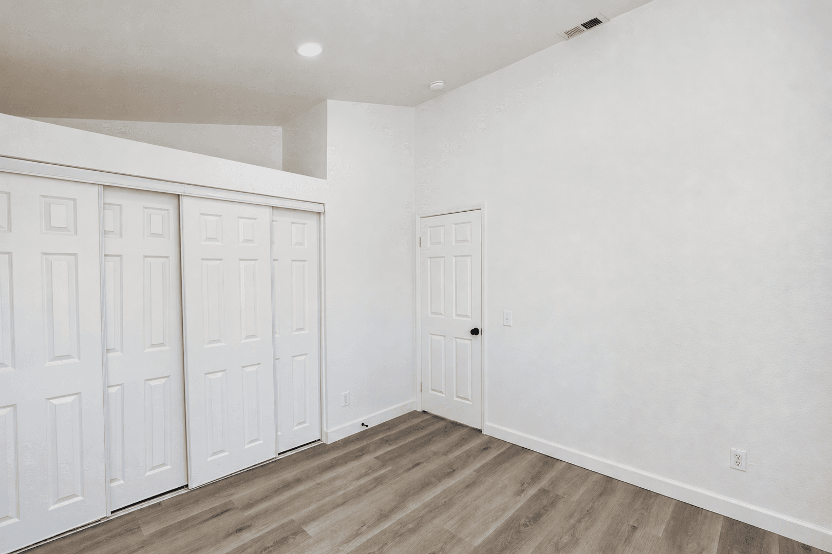 Moreno Valley House: 16369 Silverbirch Road