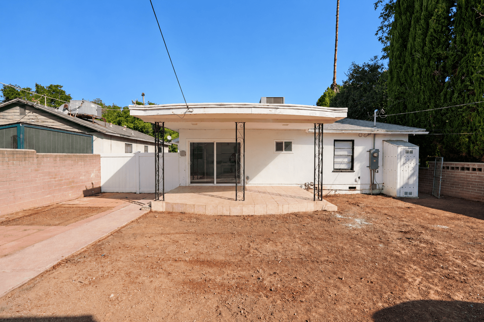 Corona Apartment: 604 West 10th Street