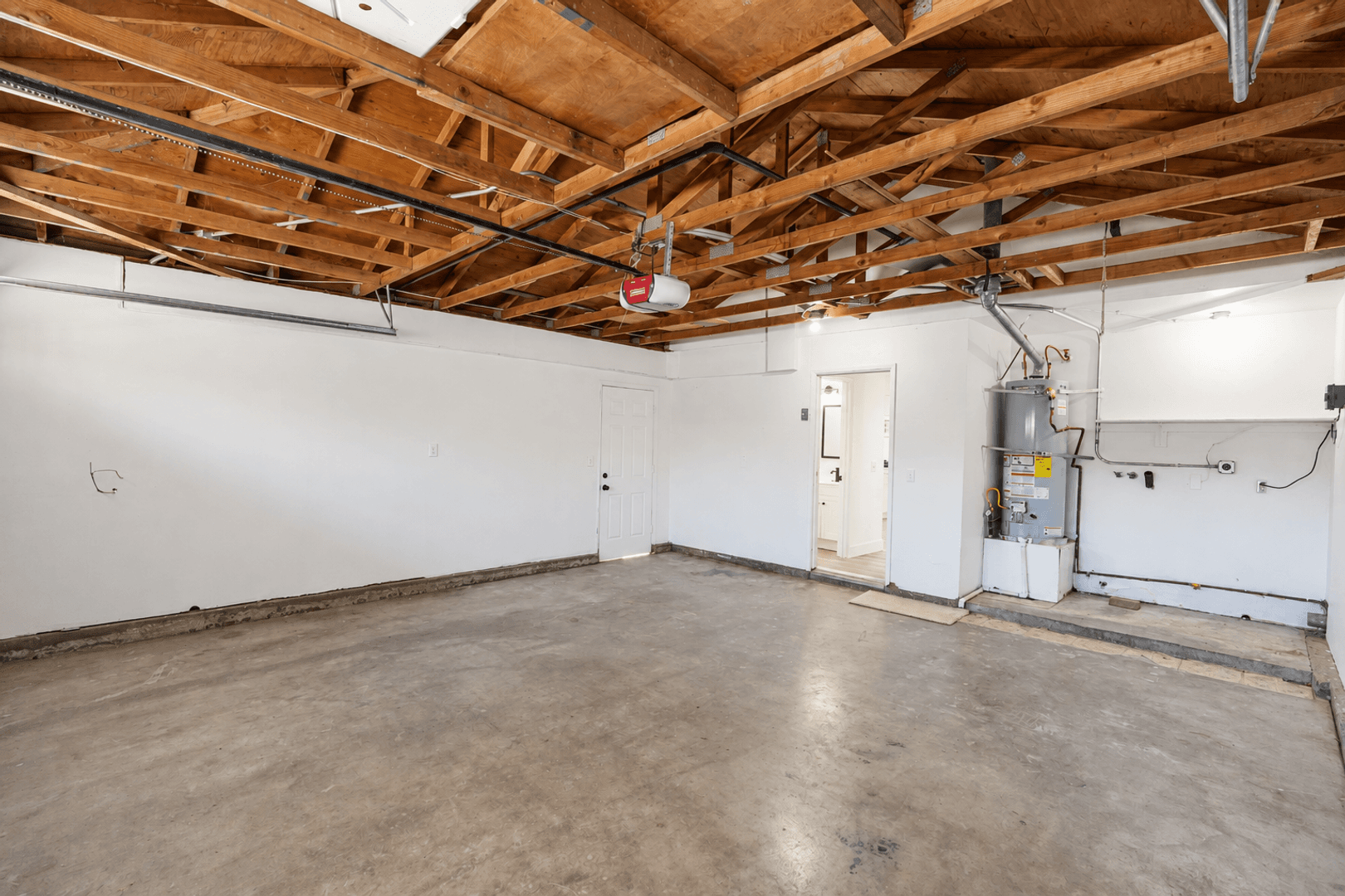 Moreno Valley House: 16369 Silverbirch Road