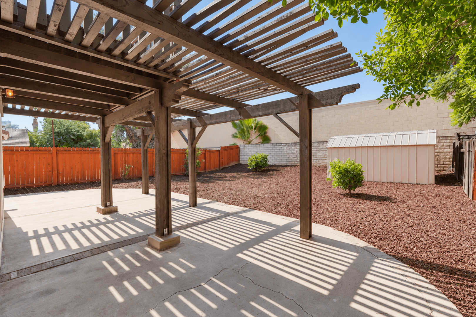 Moreno Valley House: 16369 Silverbirch Road