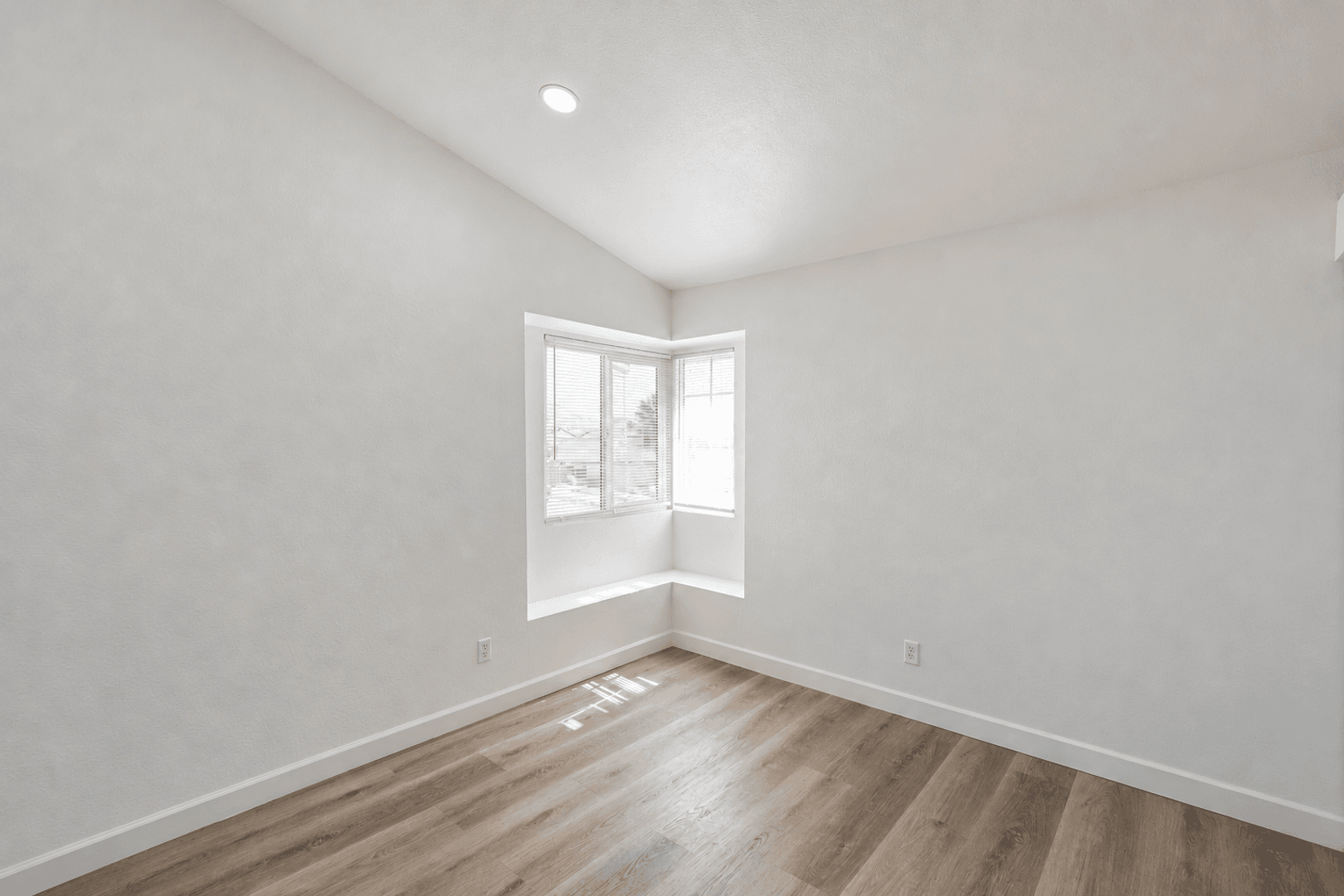 Moreno Valley House: 16369 Silverbirch Road