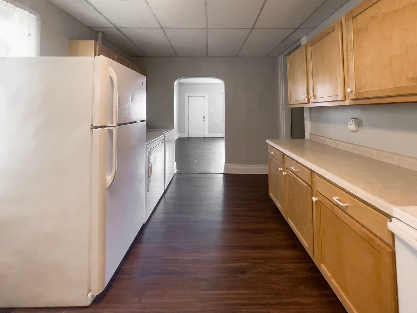 Muncie Apartment: 824 W University Ave.
