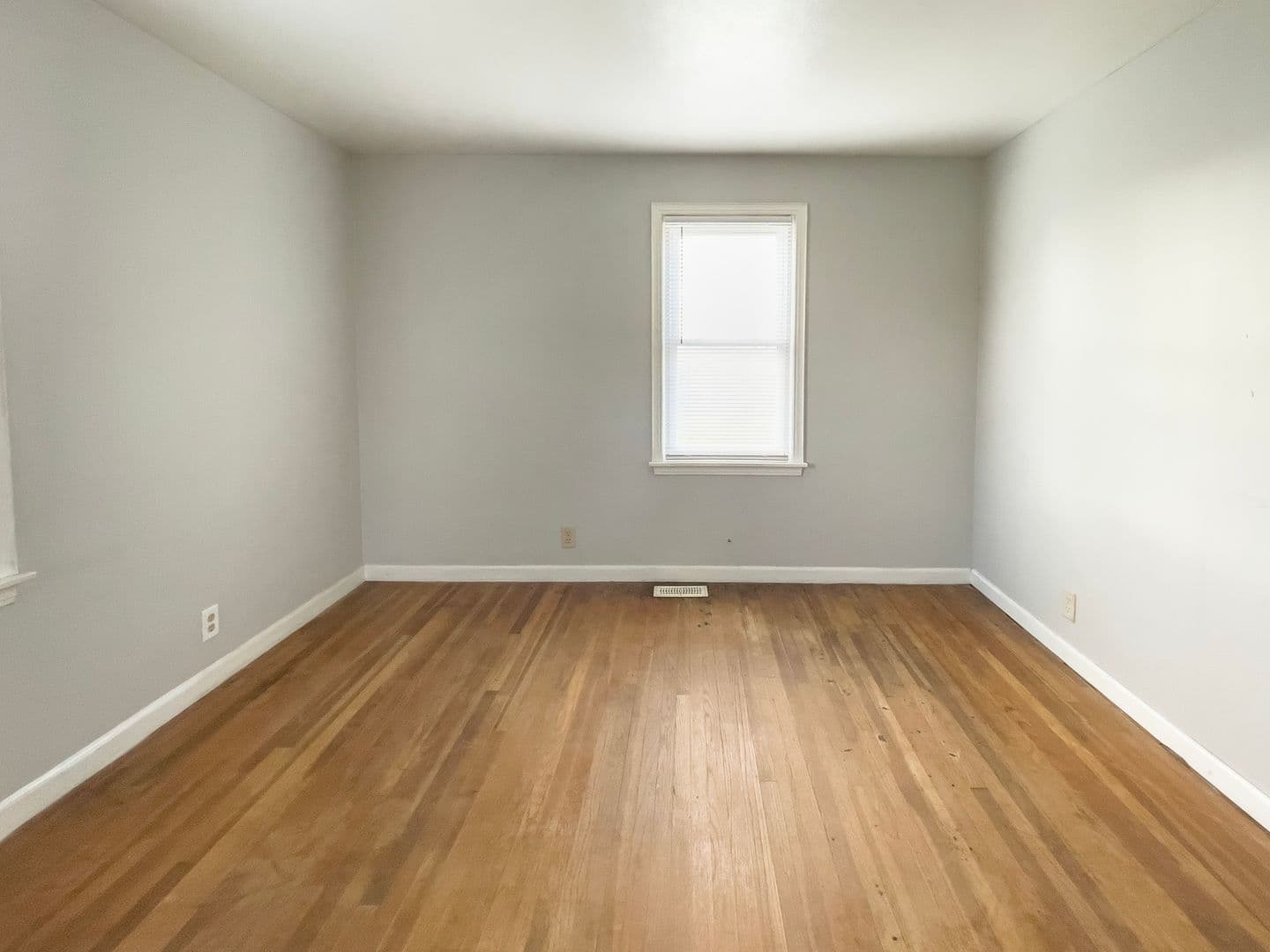 Parker City House: 10823 SR 32