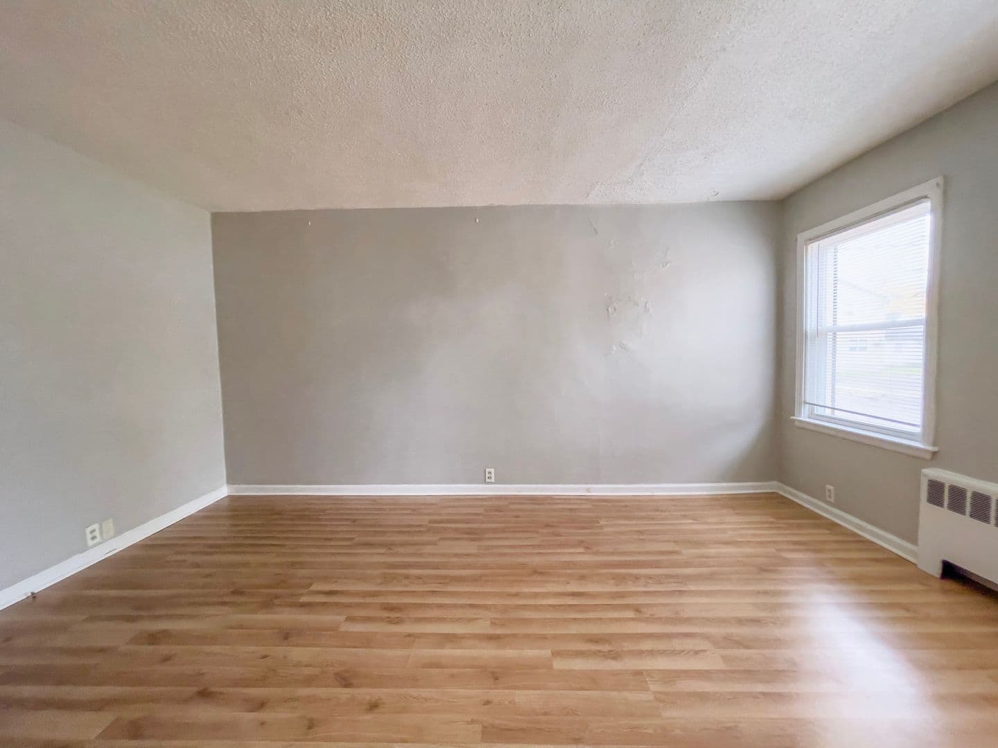 Muncie Apartment: 1518 W Main Street Apt. 4
