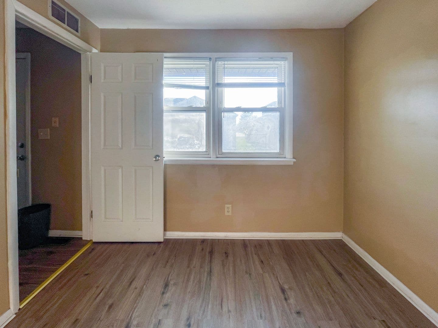 Muncie House: 2117 N Hollywood Ave.