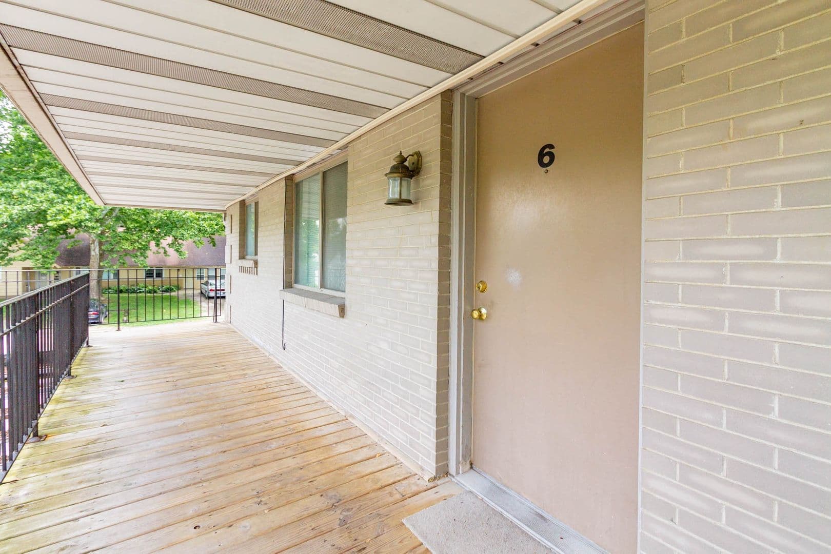 Muncie Apartment: 715 S Brittain Ave