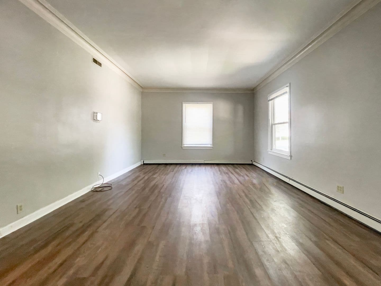 Muncie Apartment: 805 W. University Ave. #3