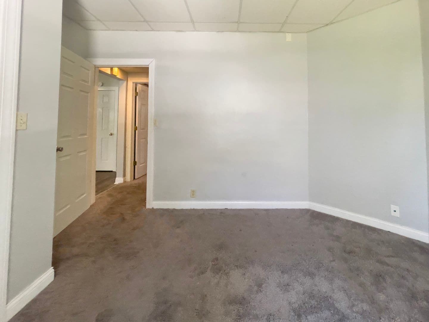 Muncie Apartment: 805 W. University Ave. #3