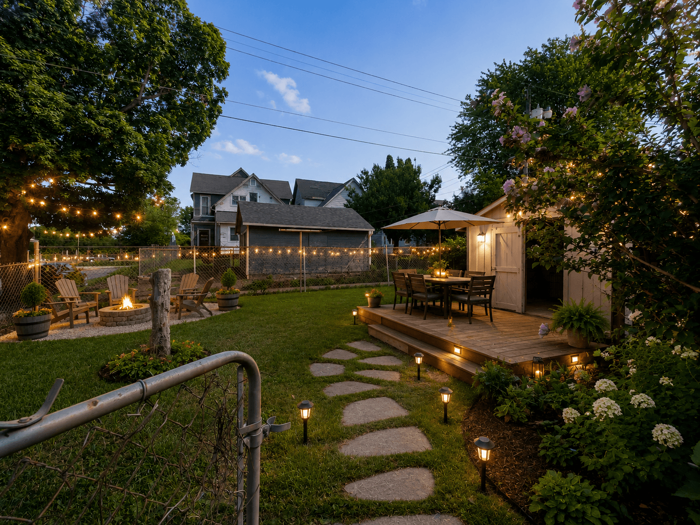 Muncie House: 1220 W 1st St