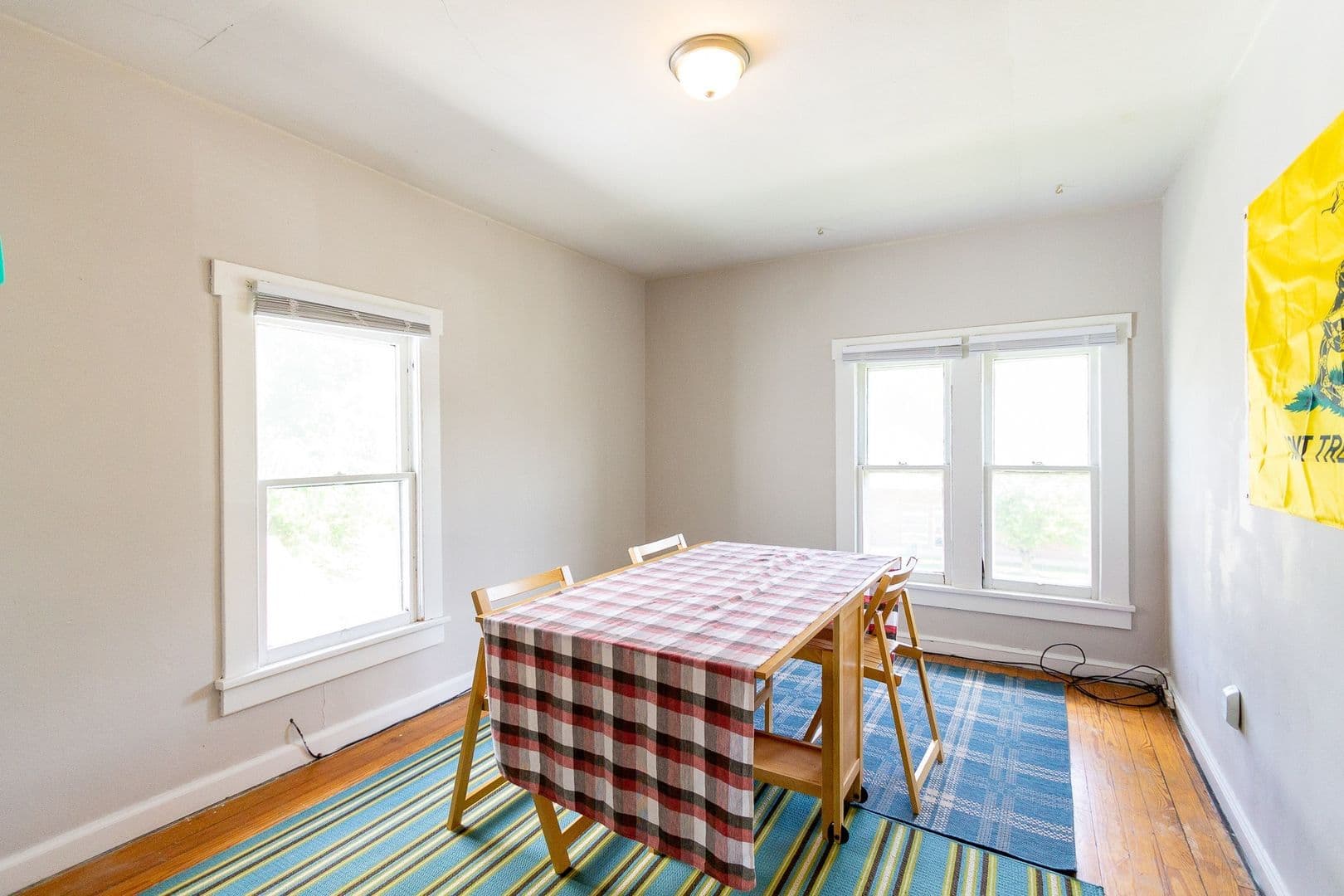 Muncie Apartment: 1526 1/2 W Jackson St