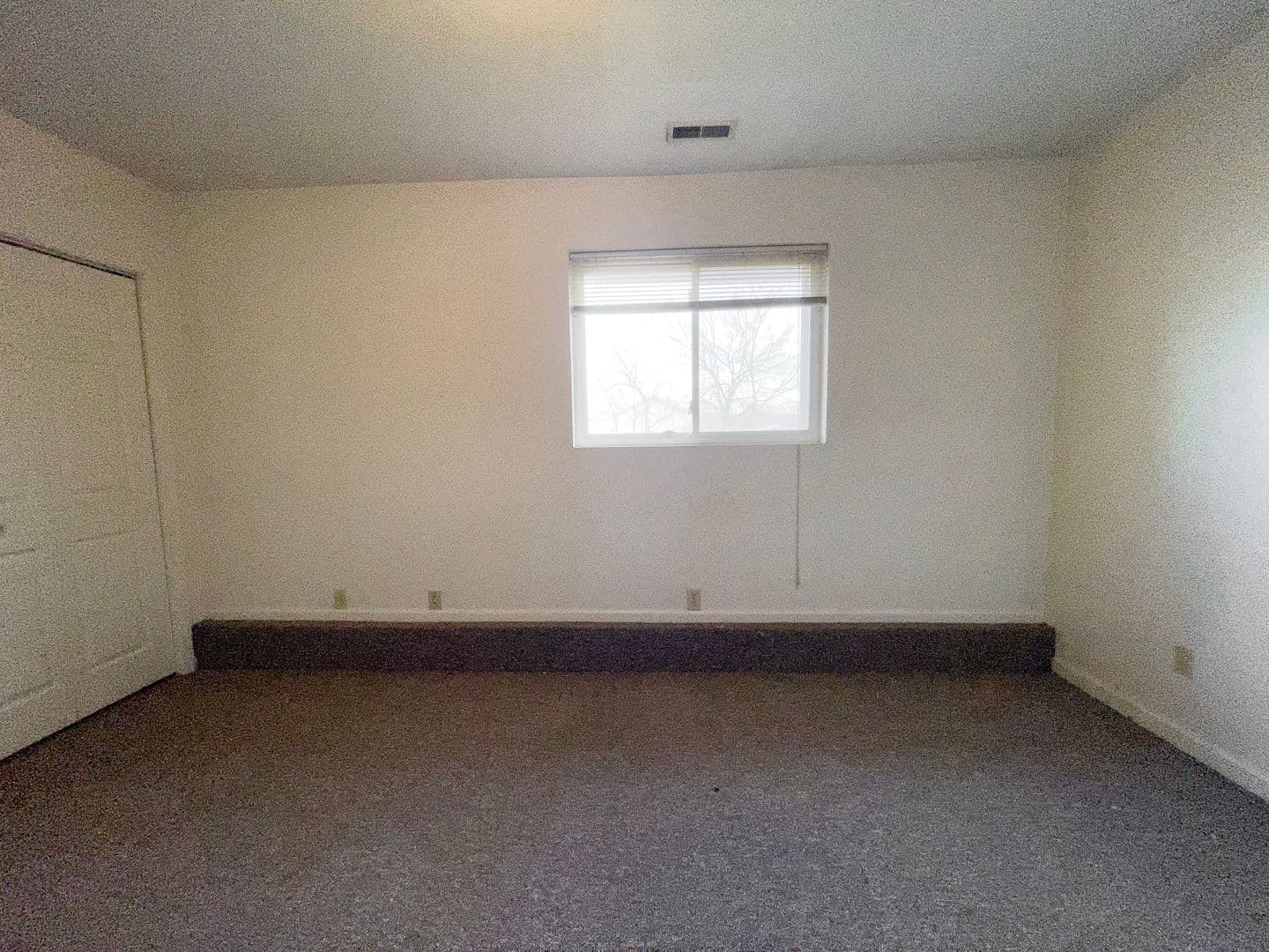Muncie Apartment: 9011 W Jackson St