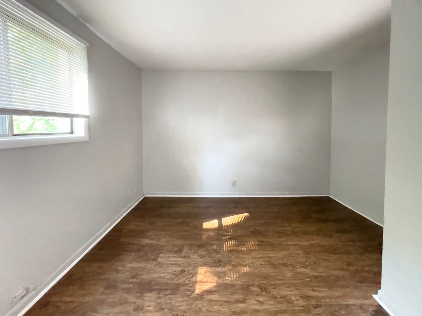 Muncie Apartment: 715 S Brittain Ave