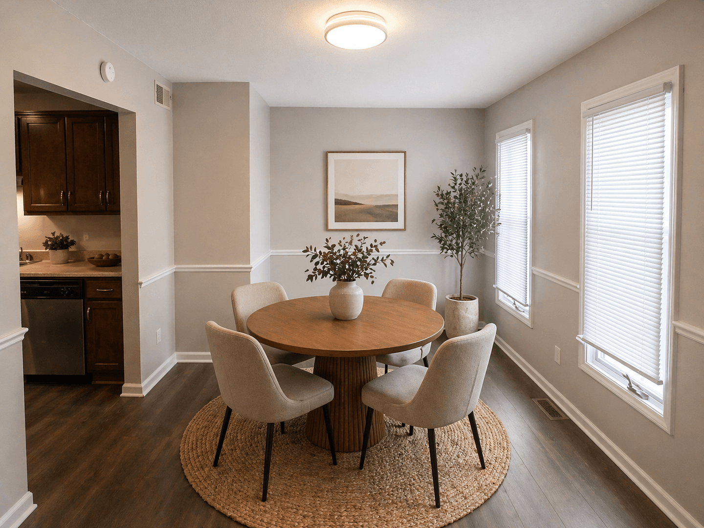 Muncie Apartment: 106 N McKinley Ave.