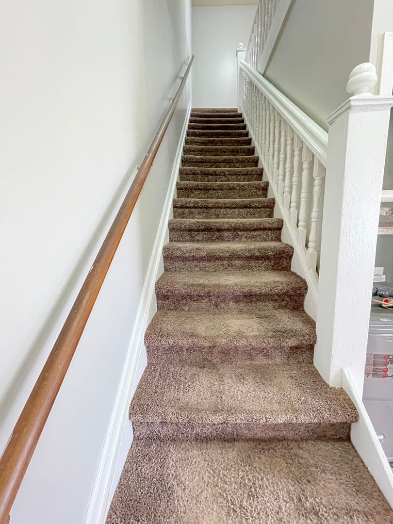 Muncie Apartment: 114 E 8th St