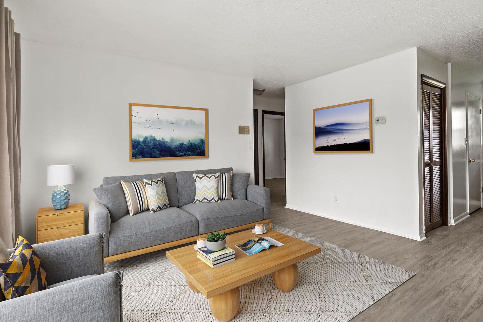 Yorktown Apartment: 2301 S Marsh Ave