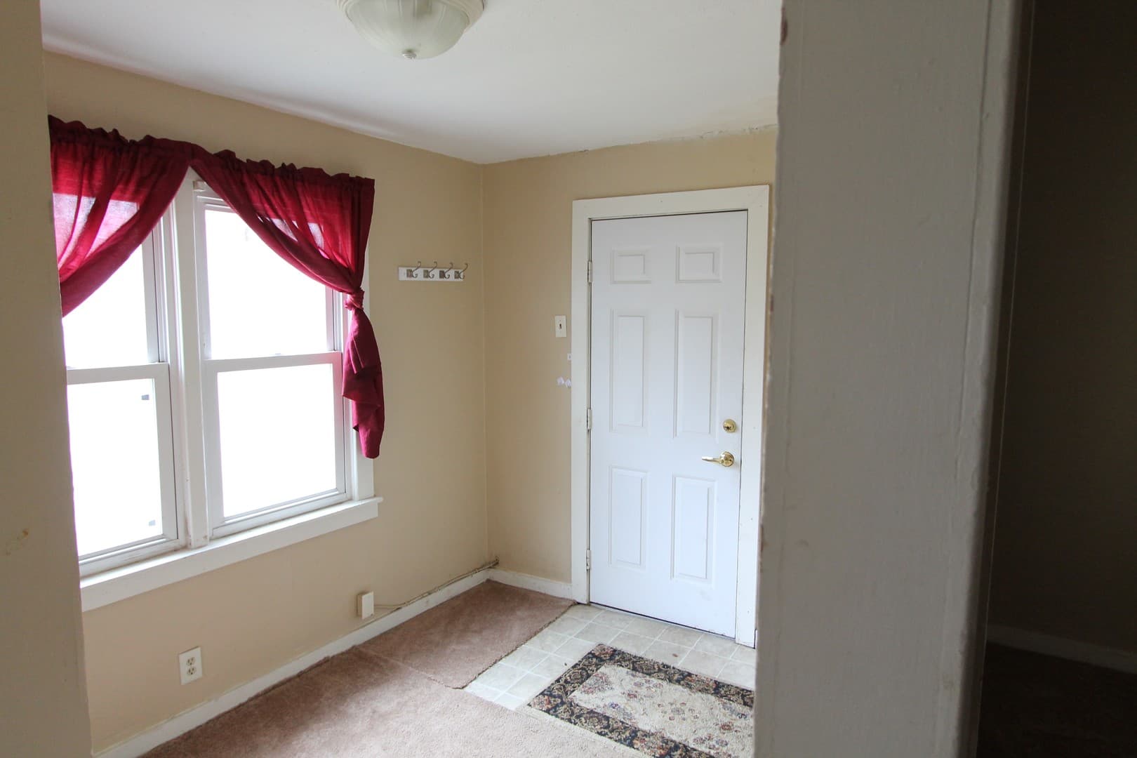 Muncie House: 2000 N Glenwood Ave.
