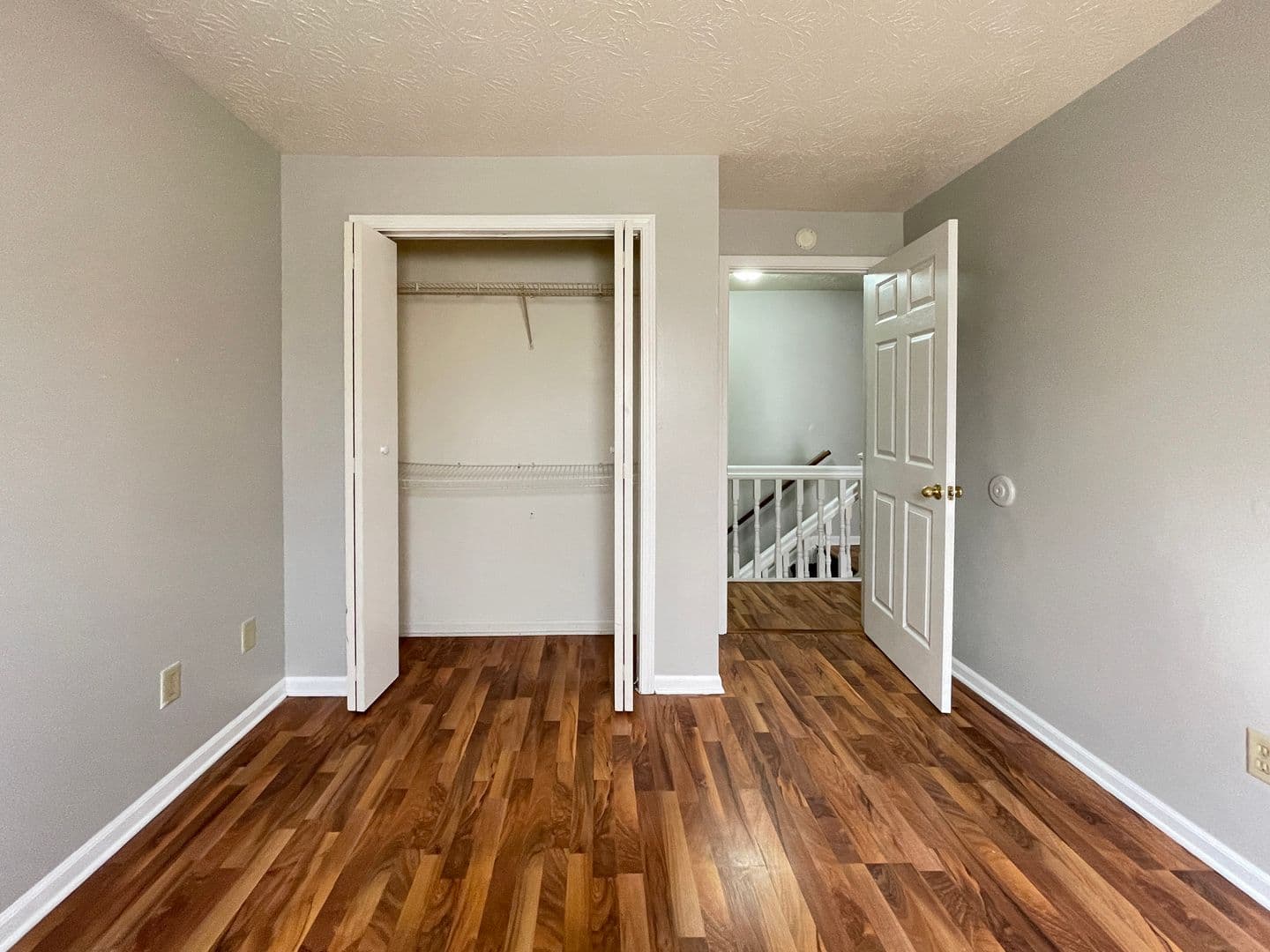 Muncie Apartment: 114 E 8th St