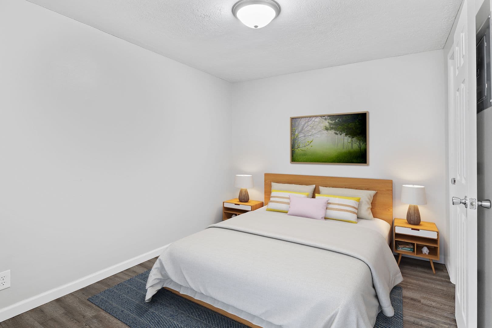 Muncie Apartment: 715 S. Cole Ave.
