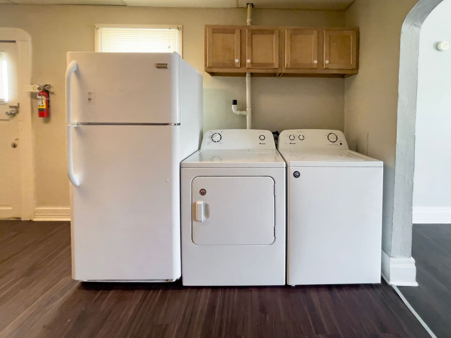 Muncie Apartment: 824 W University Ave.