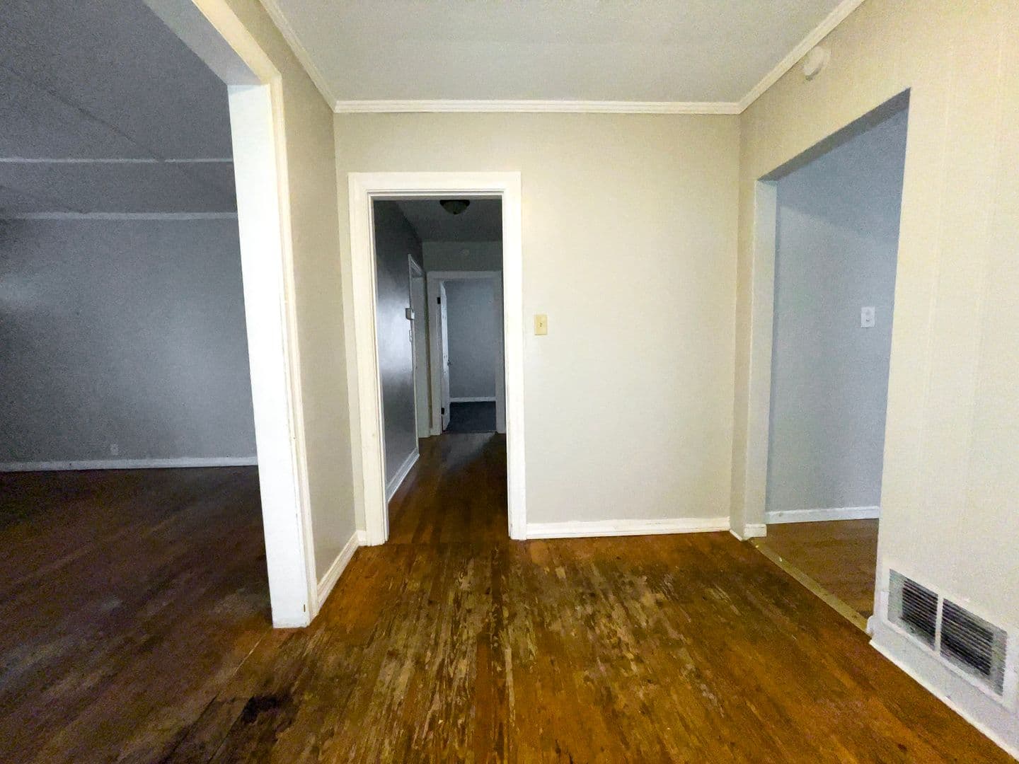 Muncie House: 1408 N Mann Ave