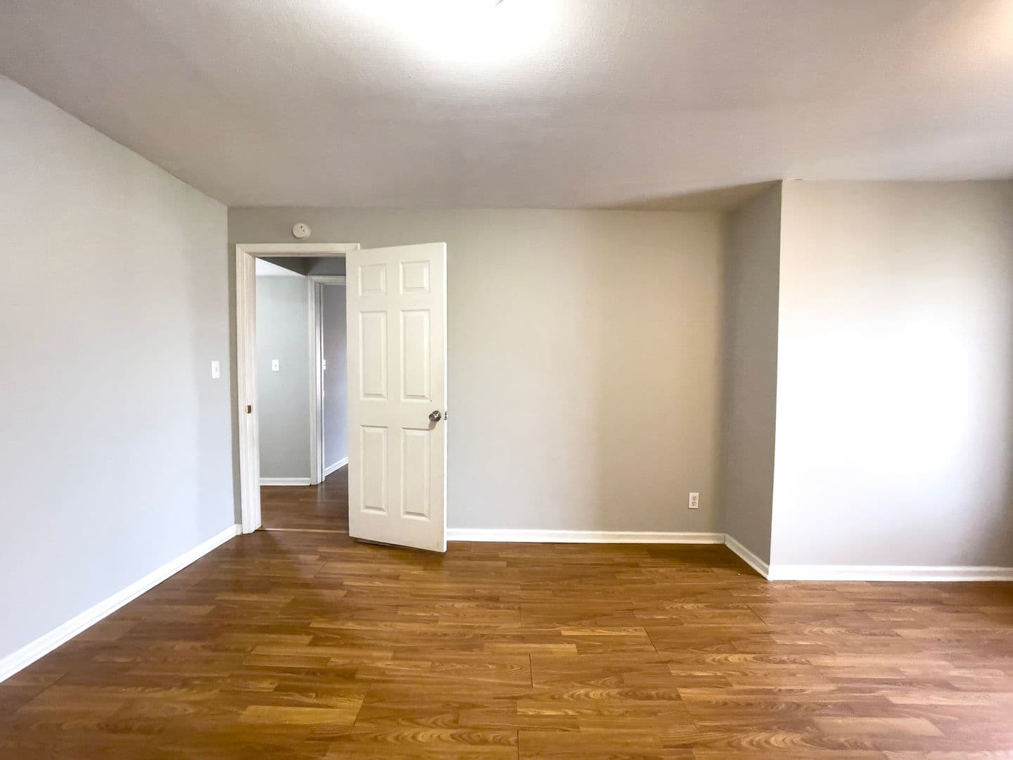 Muncie House: 118 N Martin St