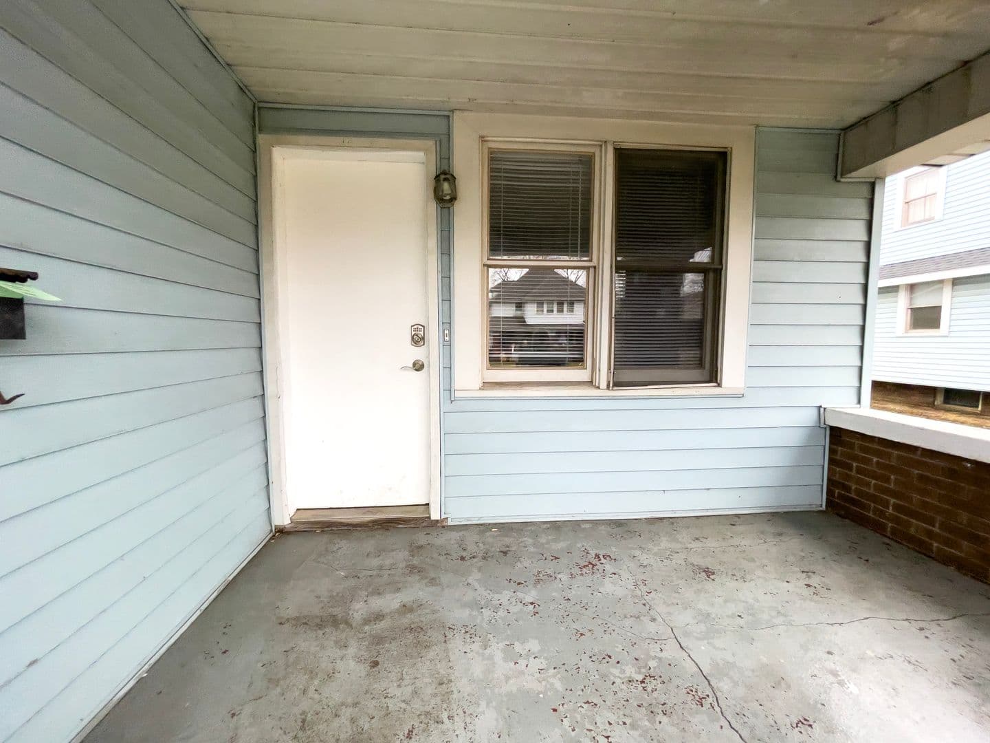 Muncie Apartment: 1409 W Jackson St