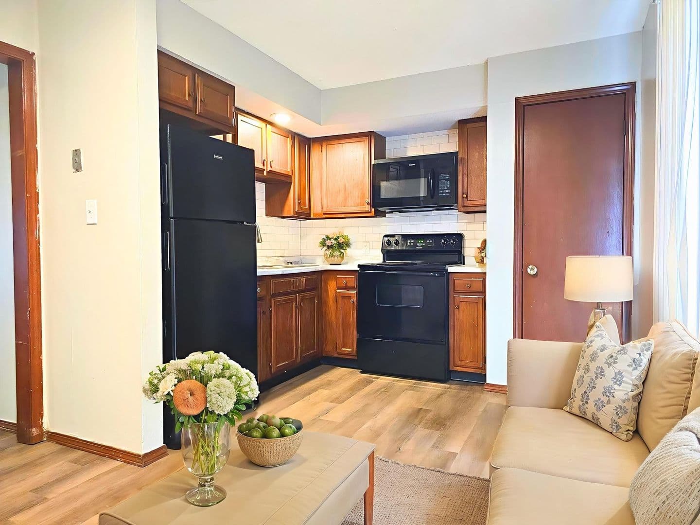 Muncie Apartment: 222 W Centennial Ave
