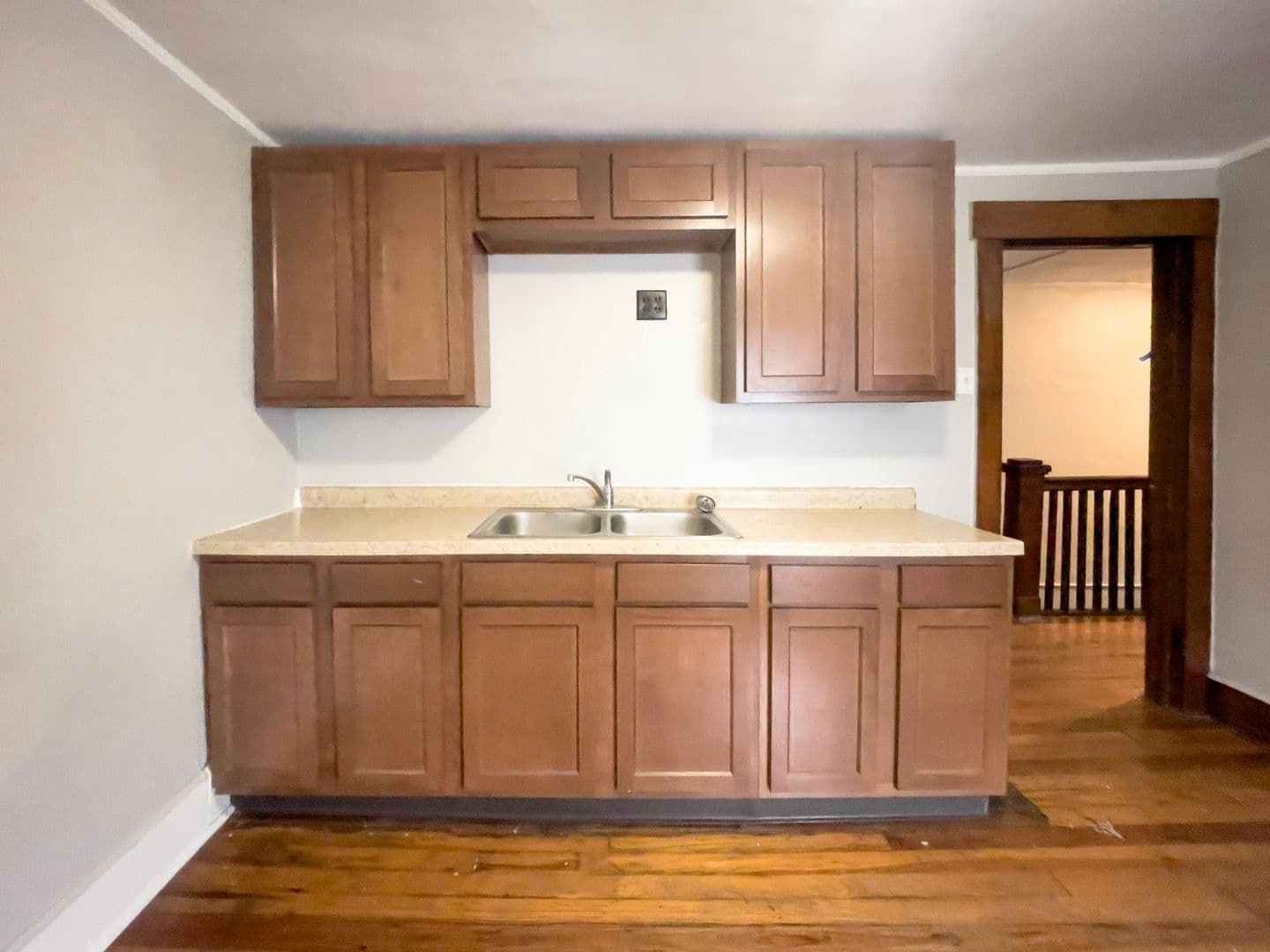 Muncie House: 1405 W Jackson St