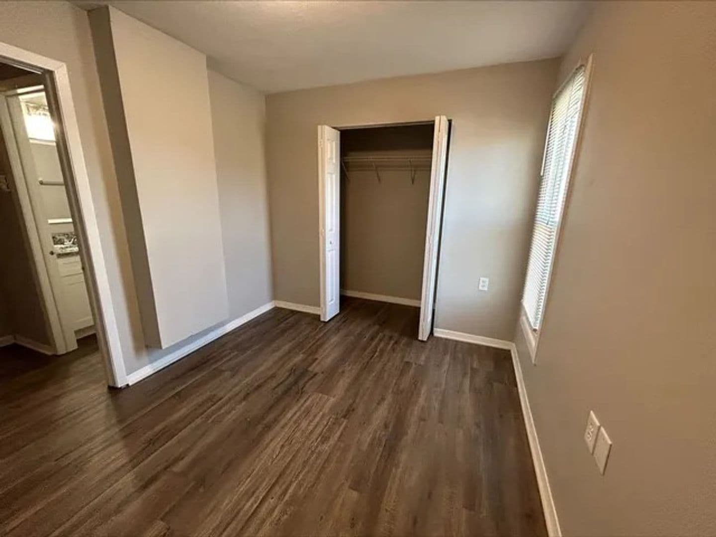 Muncie Apartment: 1010 W Bethel Ave