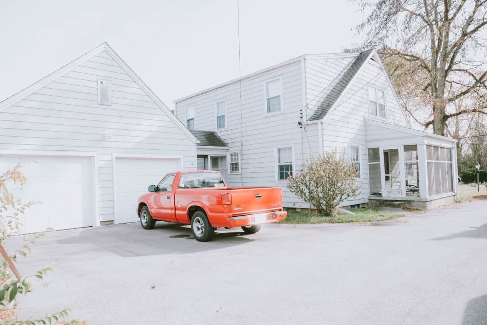 Muncie House: 2010 West Petty Road