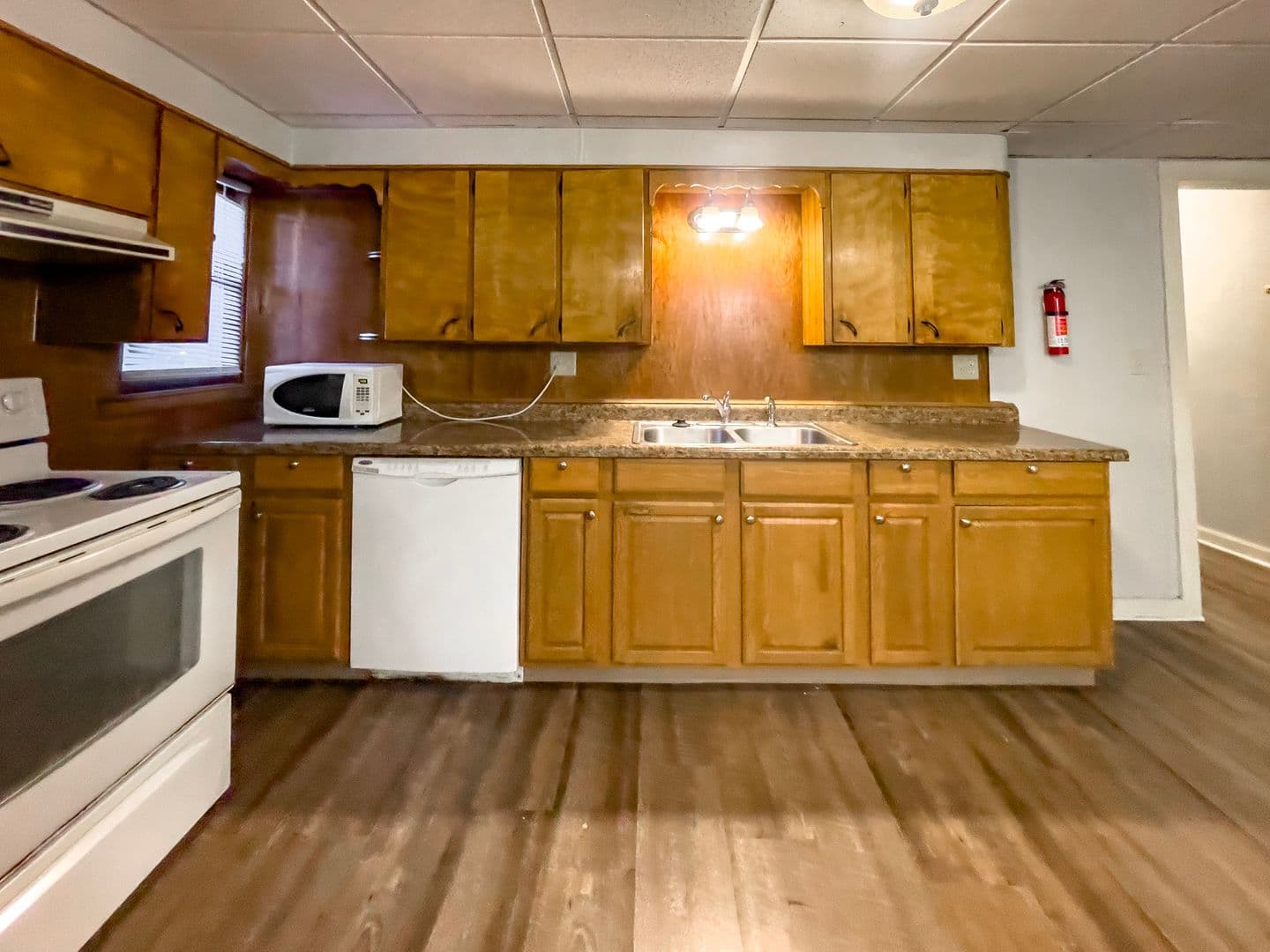 Muncie Apartment: 815 W University Ave