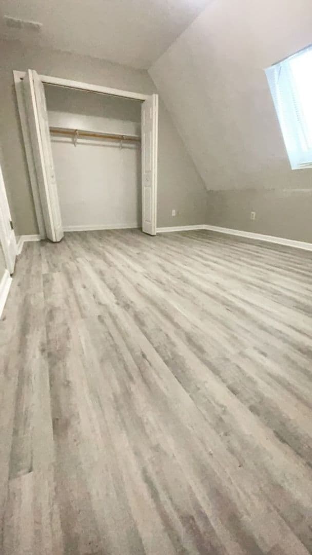 Muncie Apartment: 9012 W Jackson St