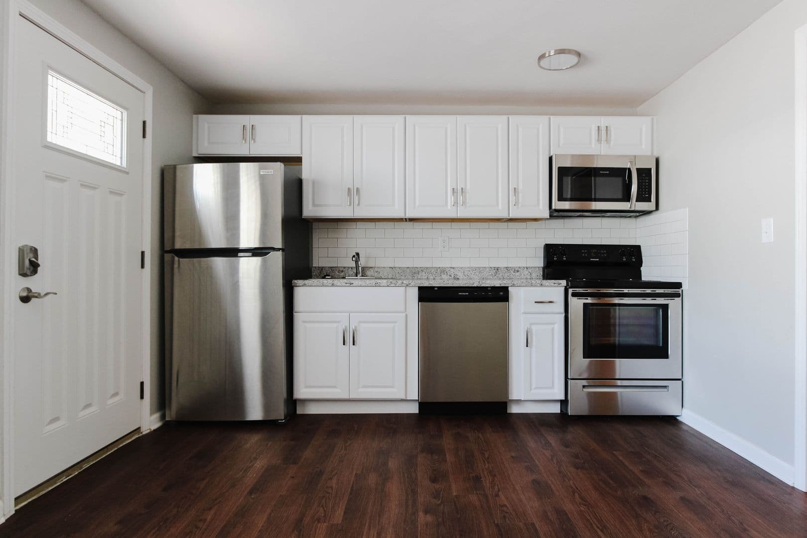 Muncie Apartment: 715 S. Cole Ave.