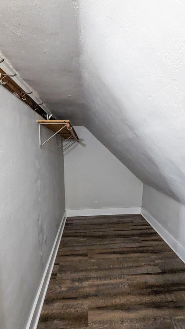 Muncie Apartment: 1900 W Jackson St.