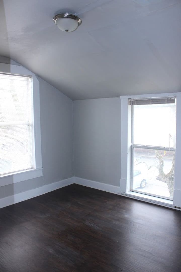 Muncie Apartment: 1507 1/2 W. Jackson St.
