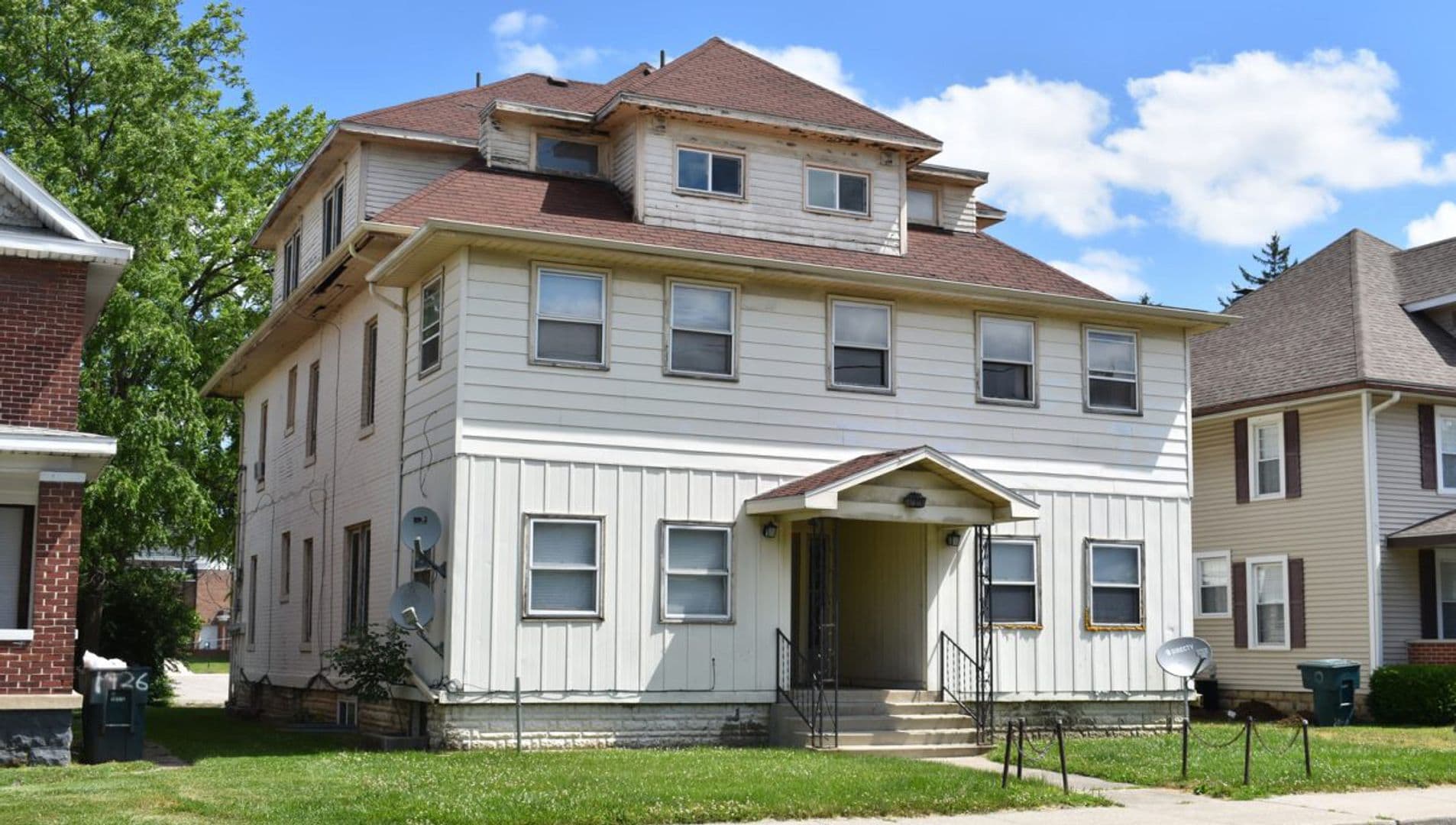 Muncie Apartment: 1924 W Jackson St