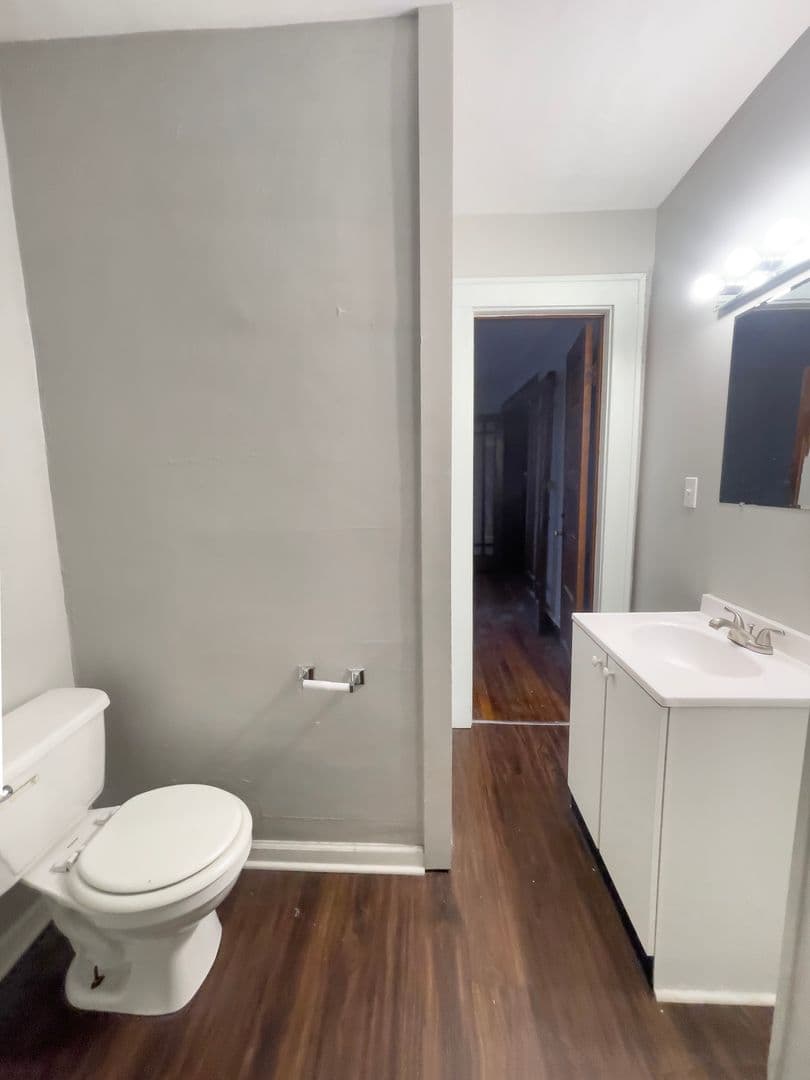 Muncie House: 1405 W Jackson St
