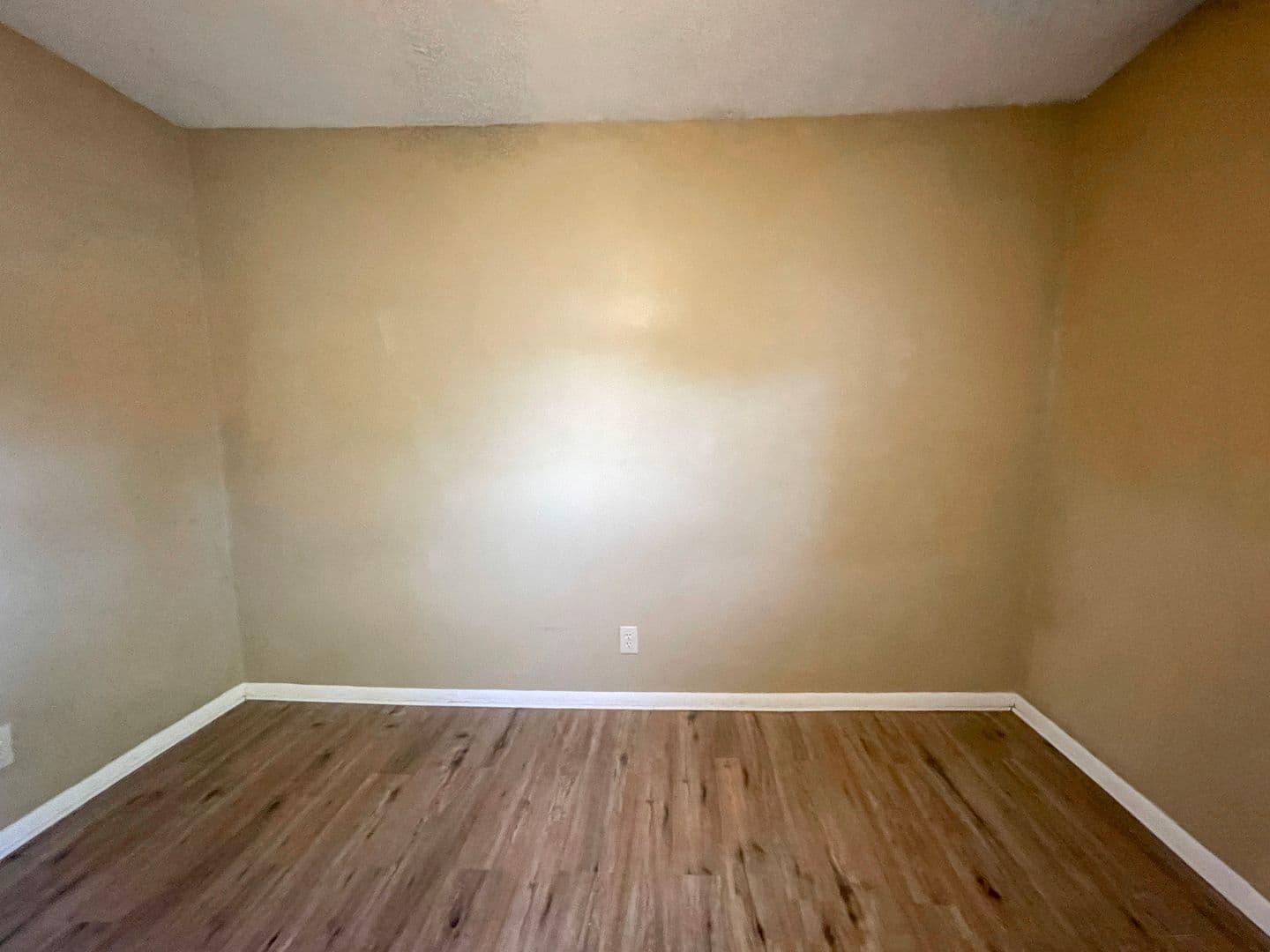 Muncie House: 2117 N Hollywood Ave.