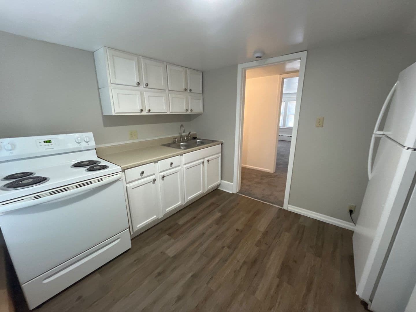 Muncie Apartment: 210 S Nichols Ave.