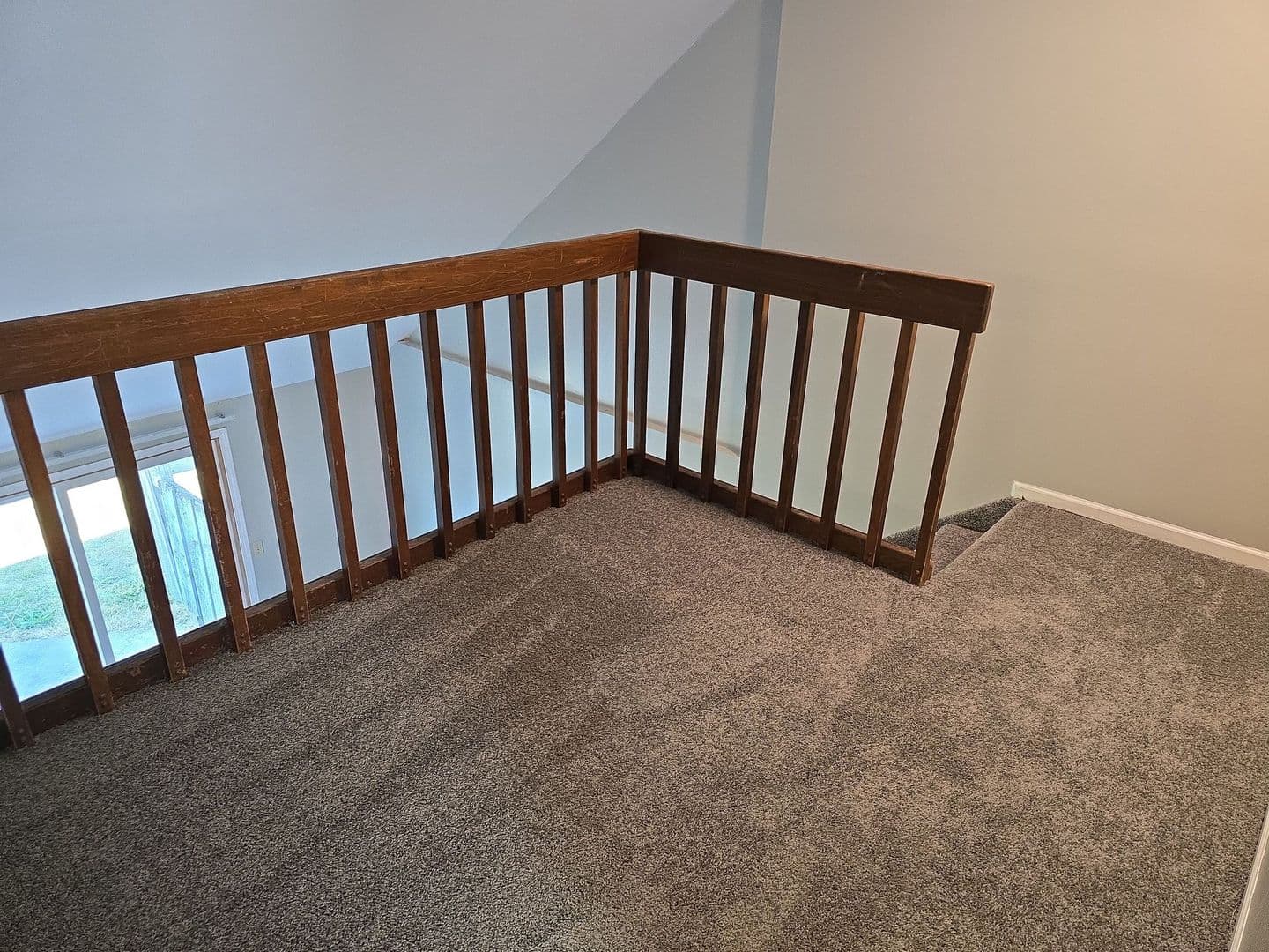 Woodburn Apartment: 22156 Maple Court