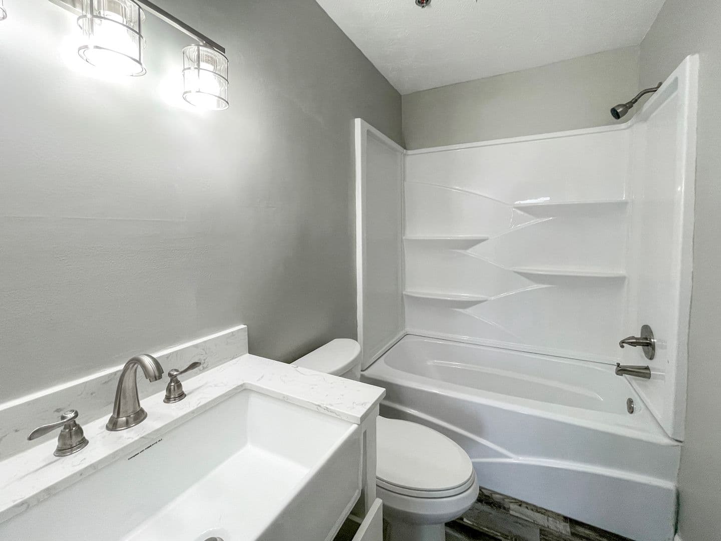 Muncie Apartment: 1200 W Bethel Ave.