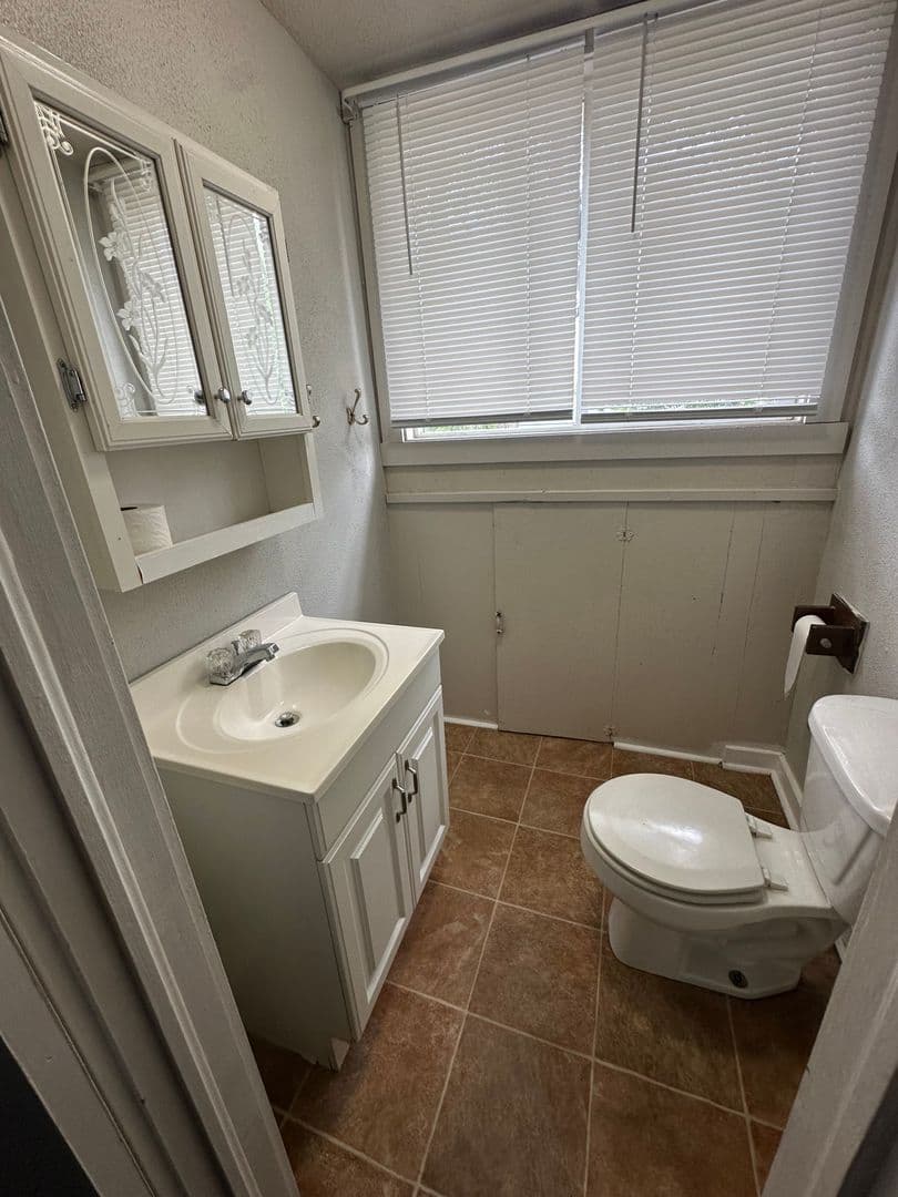 Muncie House: 1122 W. Rex St.